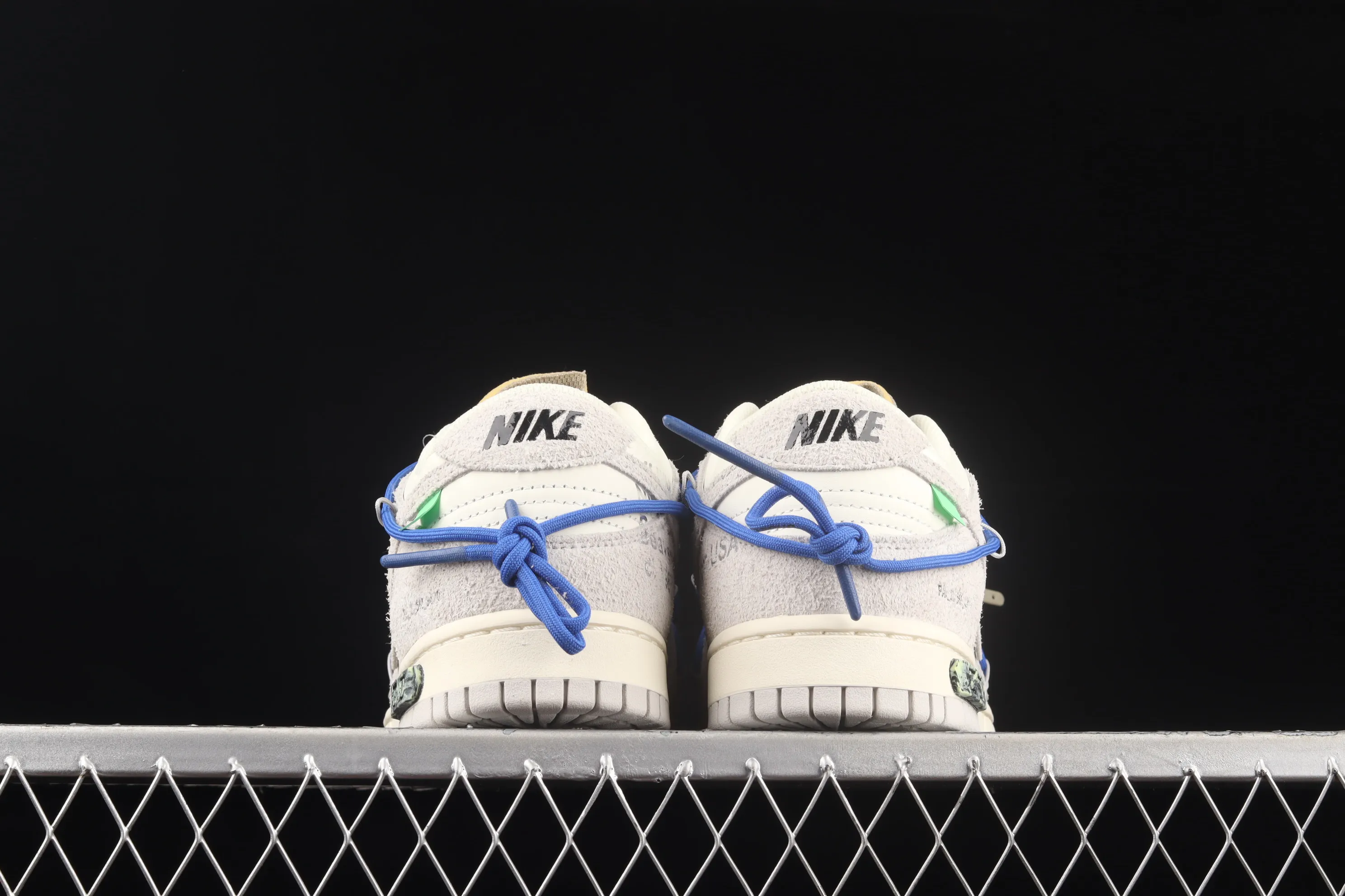 All Categories Nk SB Dunk Series Nk SB Dunk Low Low-top Sneakers Pure Original Version OF x Nk Dunk Low OW Suede SB Smash Backboard Fashion Casual Sneakers DJ0950-104